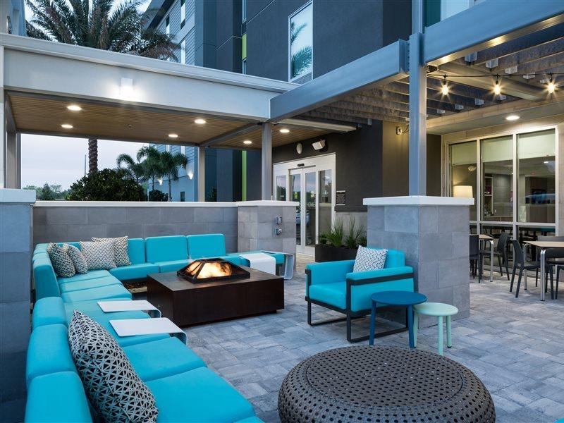 Home2 Suites By Hilton Orlando Airport Exteriör bild