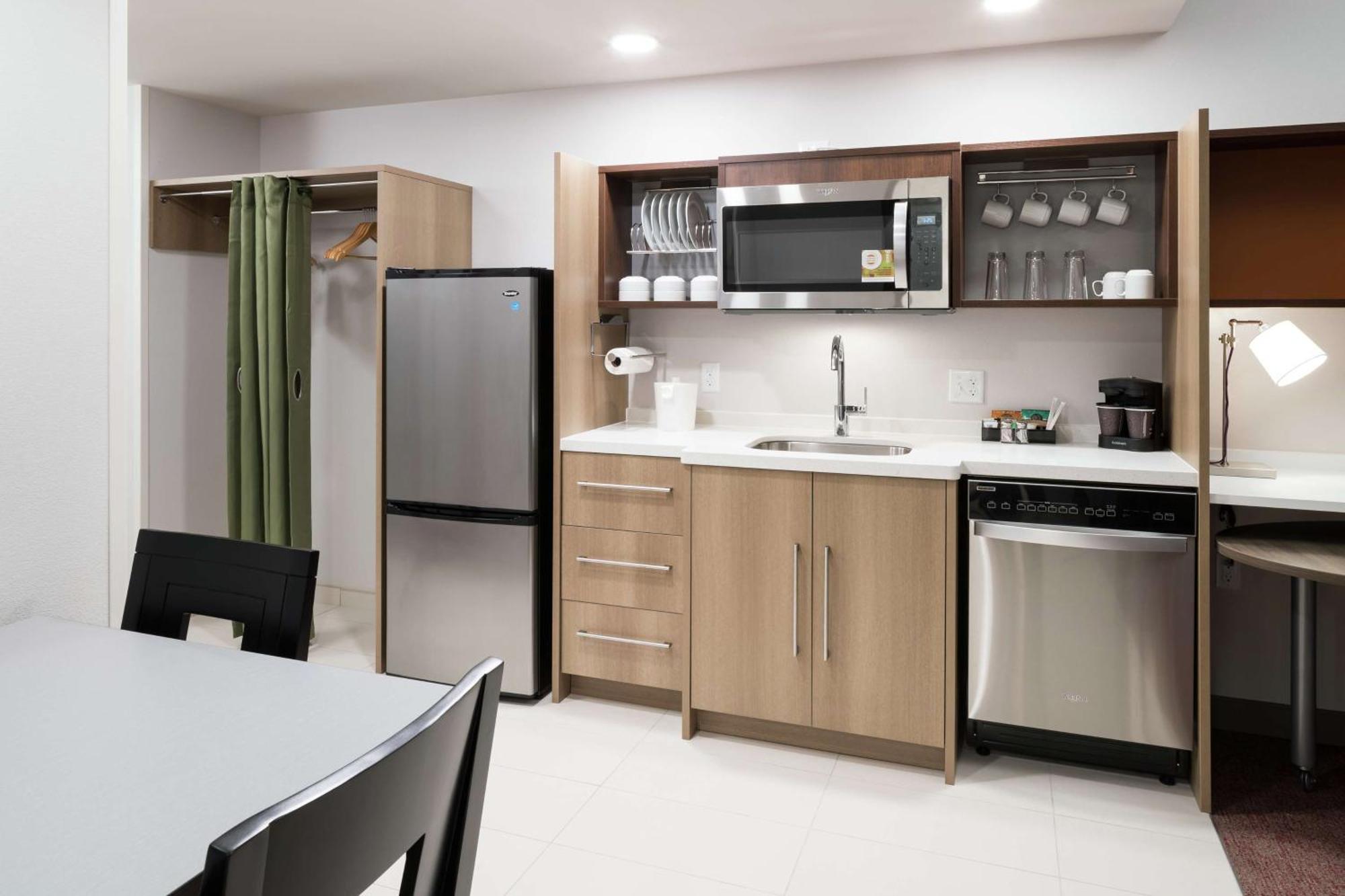 Home2 Suites By Hilton Orlando Airport Exteriör bild